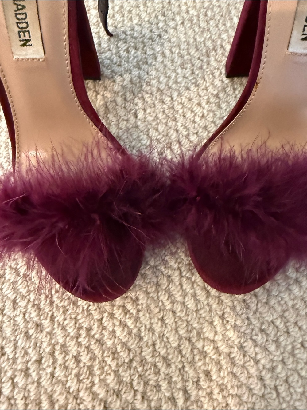 Steve Madden "Carabu" Feathered Ankle-Strap Block HeelsSumptuous Suede Size 7M - Picture 5 of 8
